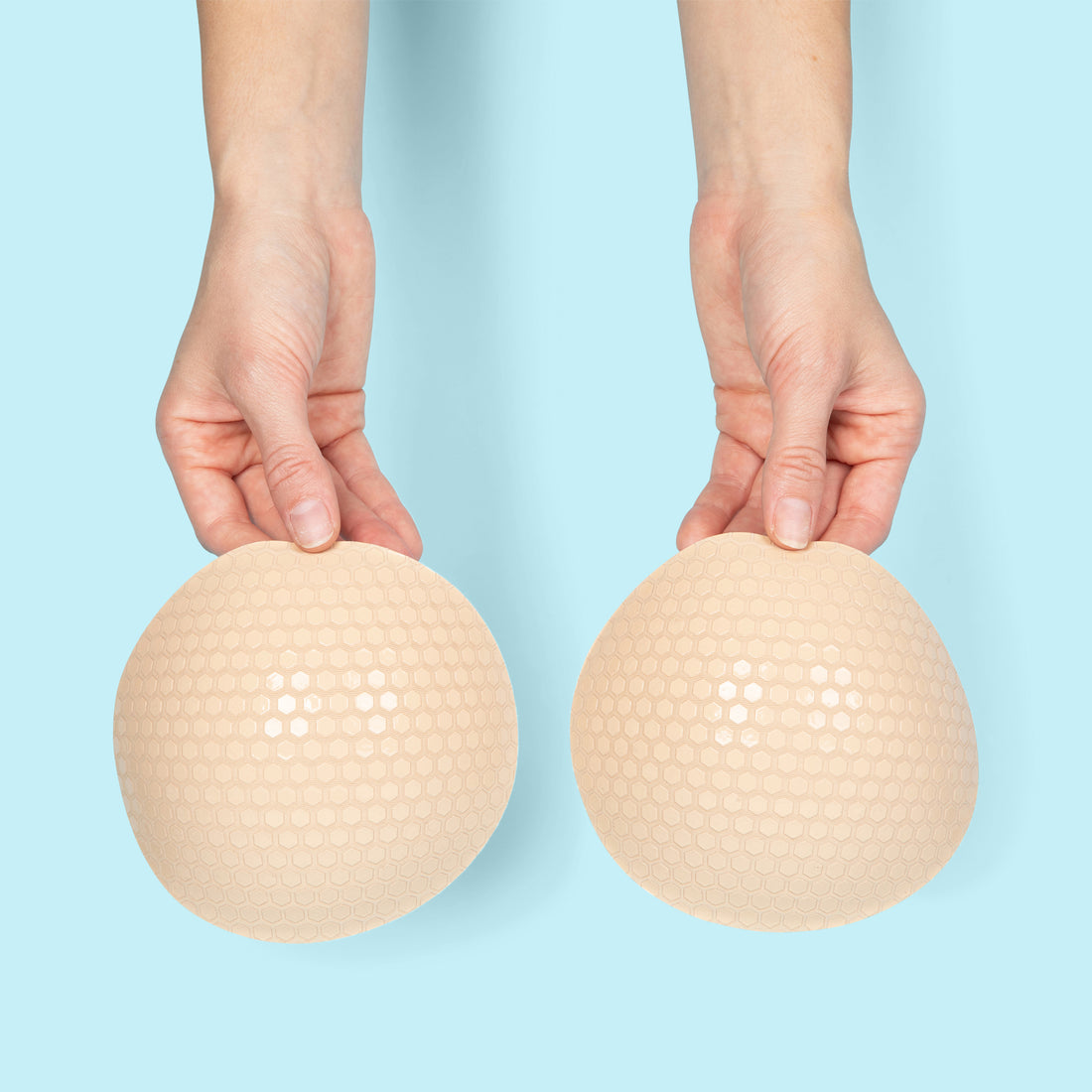 Honey Cloudz Oval Lites Bra Inserts
(Vanilla Sugar)