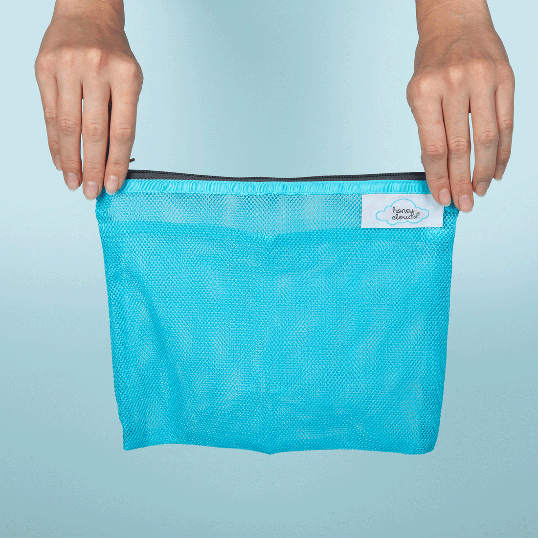 honey cloudz delicates wash bag